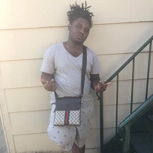 Meet your Posher, Deoncea